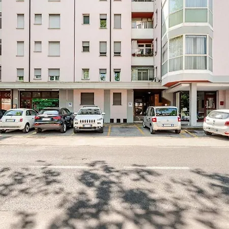 Apartment Monfenera Urban Flat